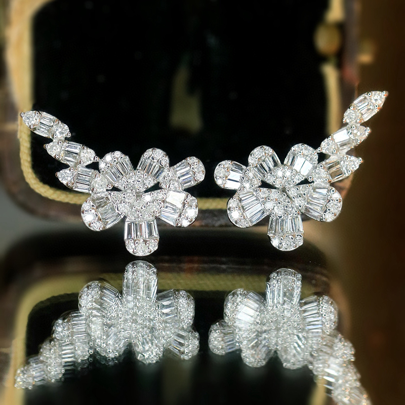 Aazuo Fine Jewelry 18K Czyste  – Diamond Stud Earrings recenzja i cena