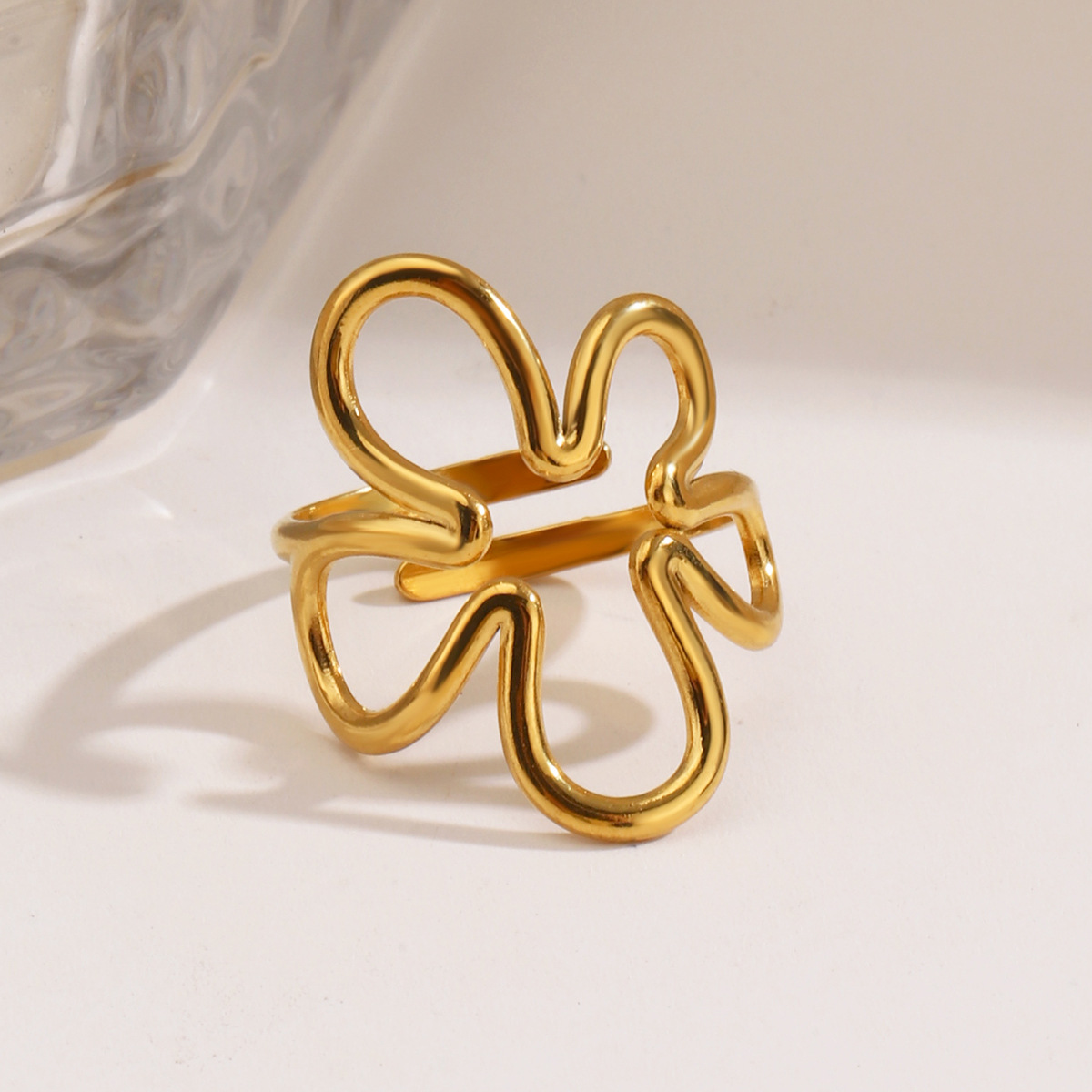 Pierścionki z motywem kwiatowy – Minimalist Ring Stackable recenzja i cena
