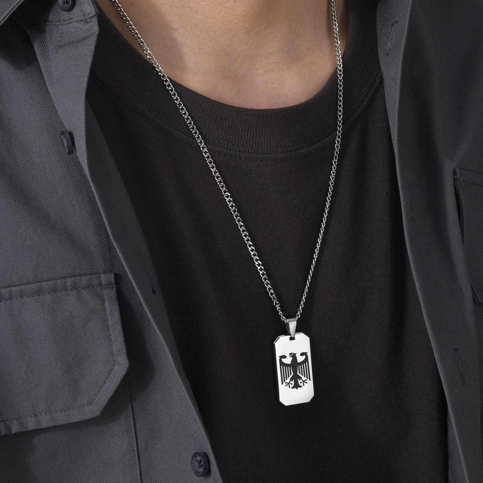 Niemieckie naszyjniki z orłem  – Mens Dog Tag Necklace recenzja i cena